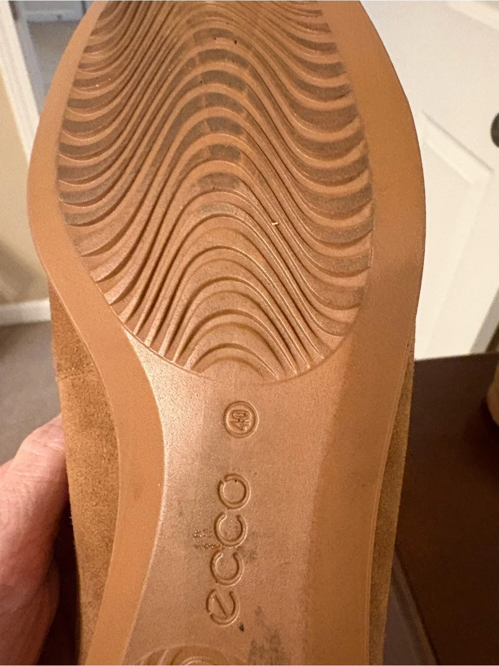 Ecco Women's Suede Ballet Flats in tan